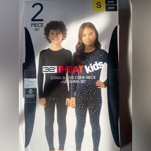 32 degrees size small heat tech size 6/7